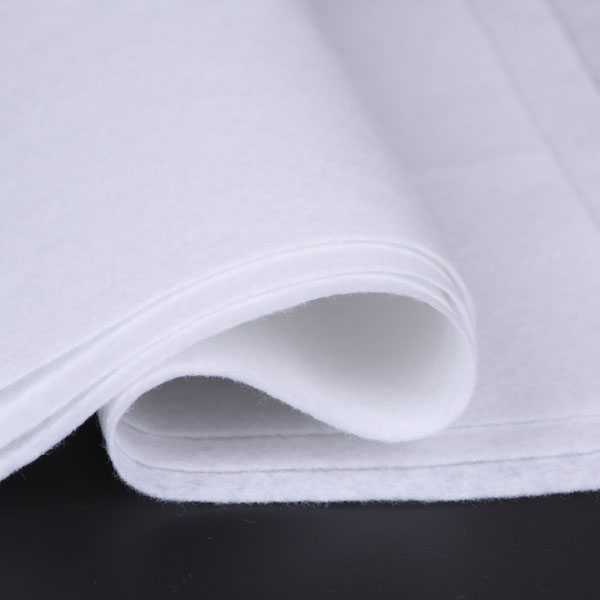 經(jīng)過丙綸針刺無紡布打樣后，他果斷的選擇了智成纖維