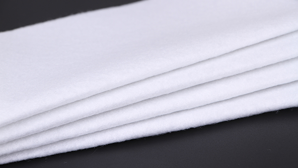 針刺無紡布生產期間產生靜電的原因