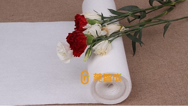 花倍鮮保水棉-智成纖維產(chǎn)品開發(fā)能力不斷加強