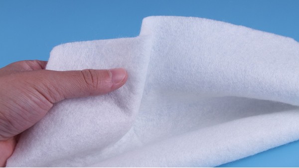 電熱針刺棉：智能保暖材料的未來(lái)之星