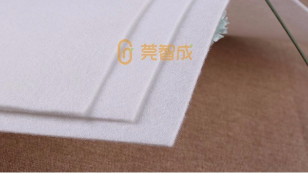 針扎棉是無(wú)紡布么