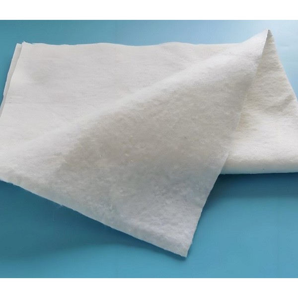 針刺棉廠家-針刺棉在服裝行業的應用