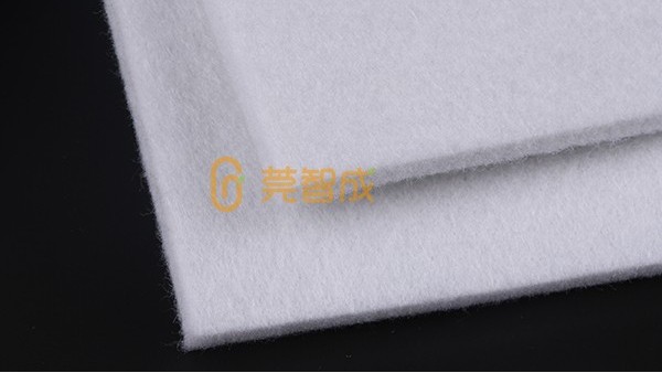 針刺毛氈的密度過高或過低會產生什么影響？