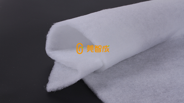 農(nóng)村校車(chē)7年載山里娃追夢(mèng)-無(wú)膠棉廠家7年砥礪前行