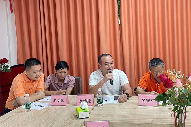 廣東無紡布協(xié)會(huì)考察團(tuán)