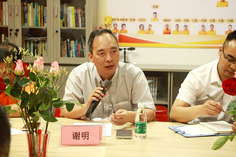 廣東無紡布協(xié)會(huì)考察團(tuán)